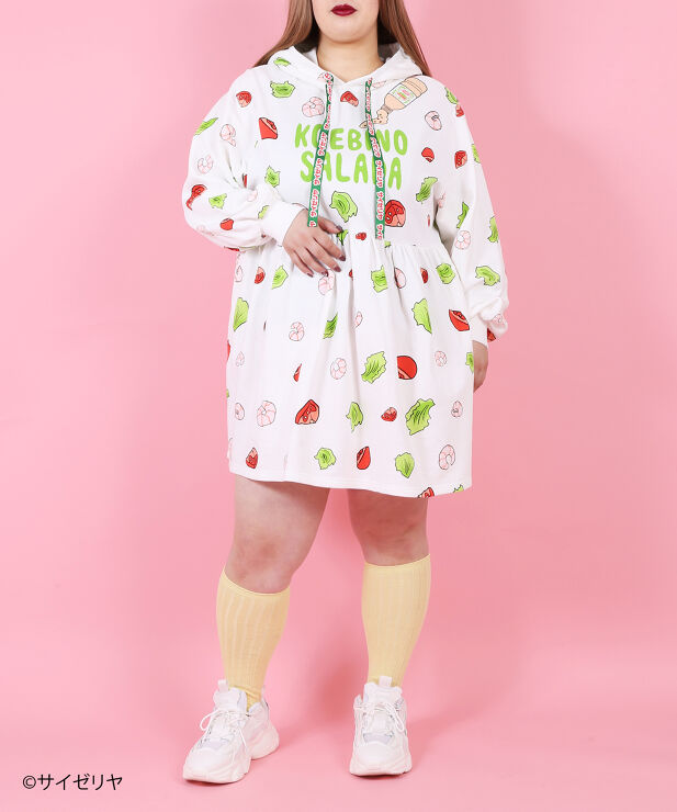サイゼリヤメニュー総柄パーカーワンピース[商品:PNSZ21AW-015 ...